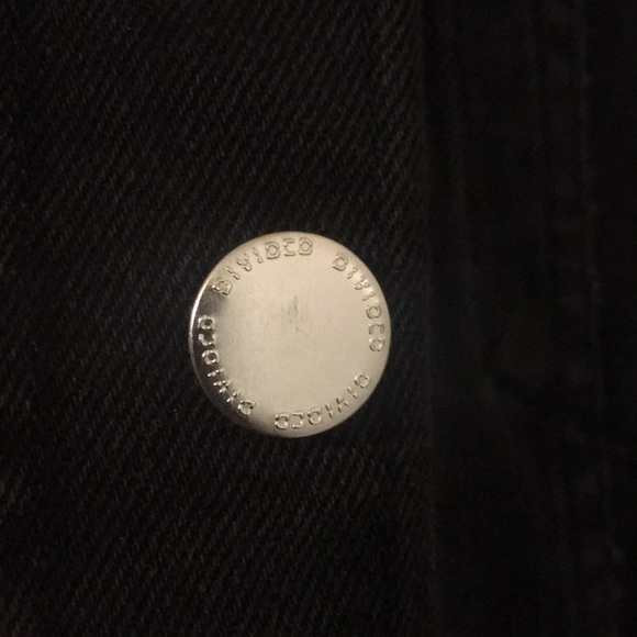 Black Jean Jacket - Picture 5 of 6